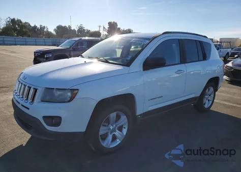 2016 Jeep Compass Sport из США, поврежденный, VIN 1C4NJCBA2GD705170